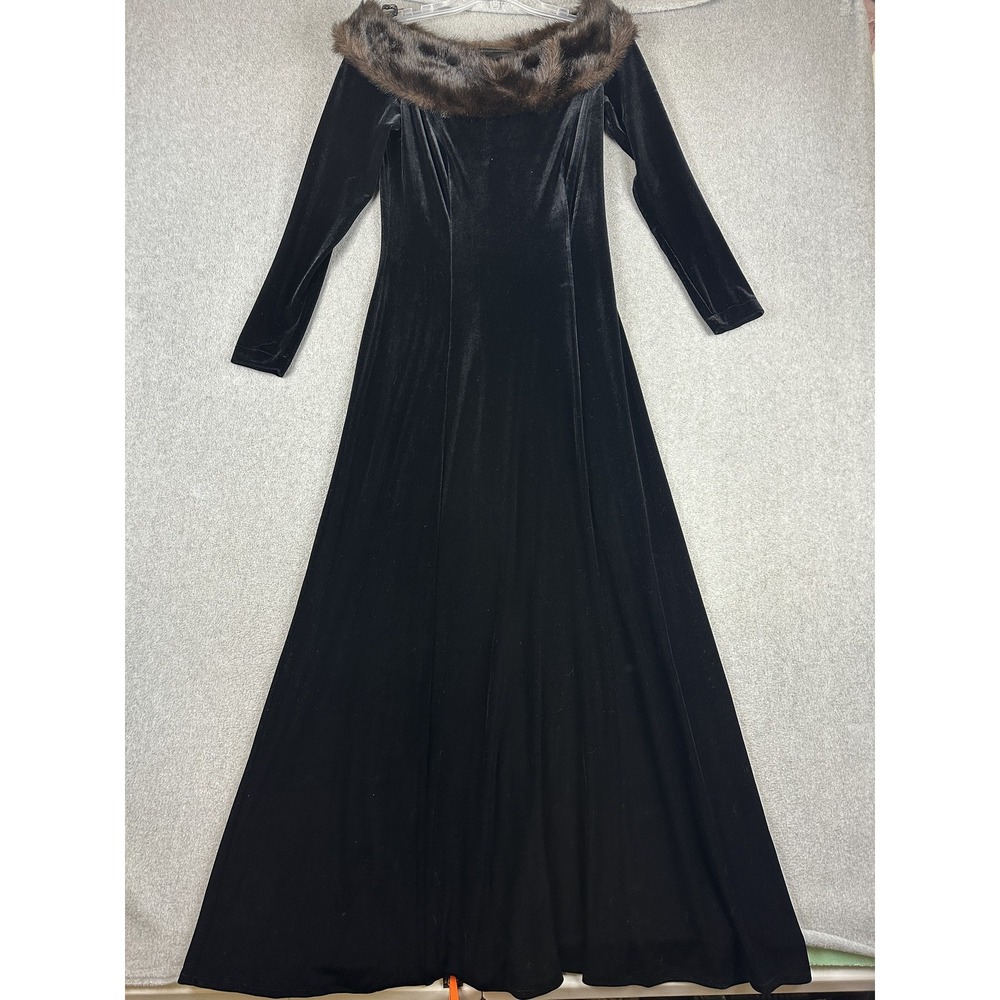 Cachet Dress Womens 6 Black Velvet Faux Fur Trim Off Shoulder Maxi Gown Formal